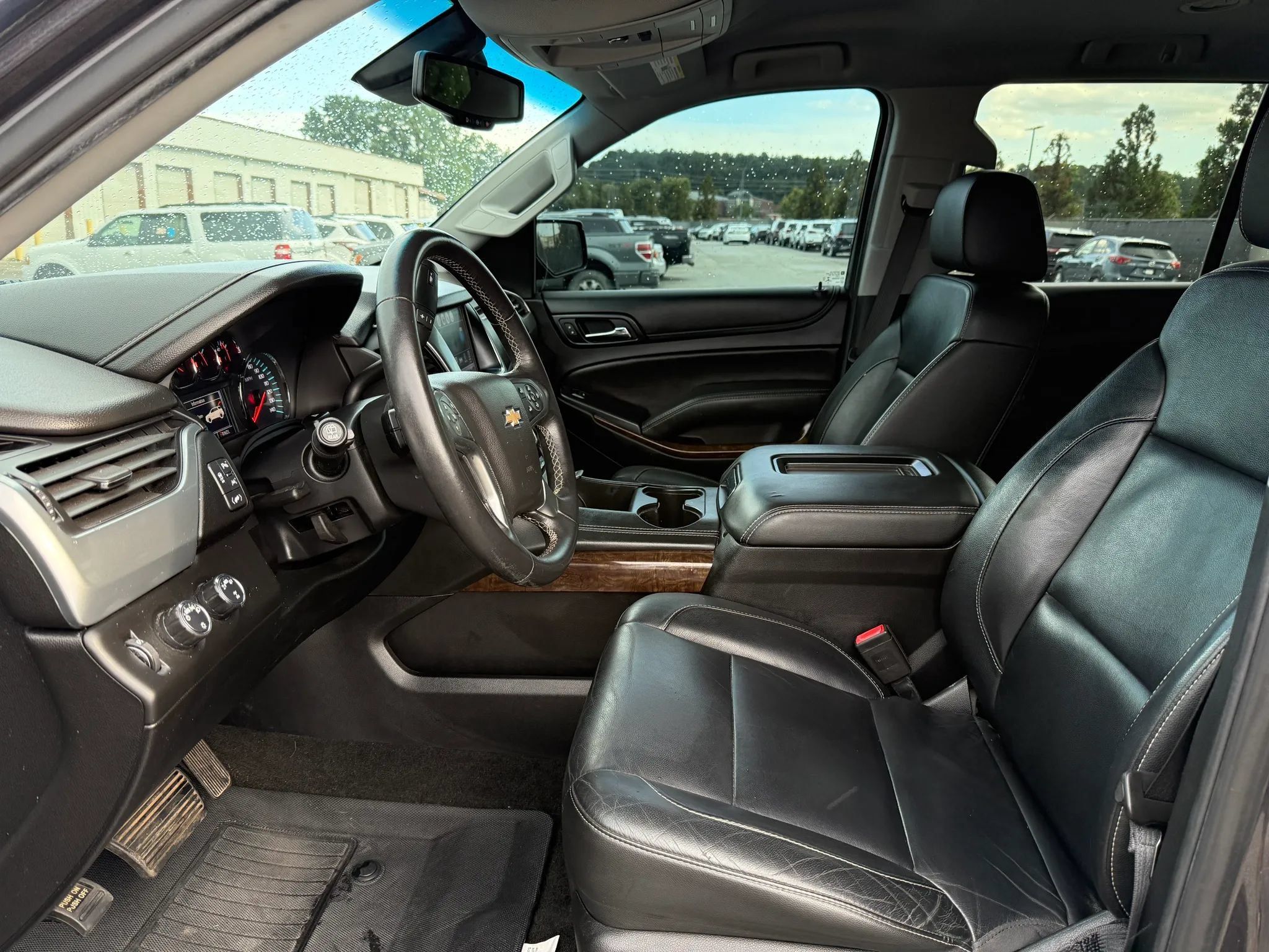 Used 2018 Chevrolet Tahoe LT AWD/4WD image 2