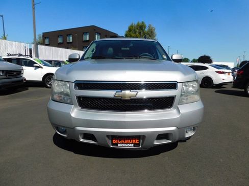 Used 2011 Chevrolet Tahoe LT image 20