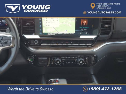 Certified 2025 Chevrolet Silverado 1500 RST AWD/4WD image 28