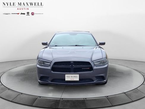 Used 2013 Dodge Charger SE w/ Connectivity Group image 16