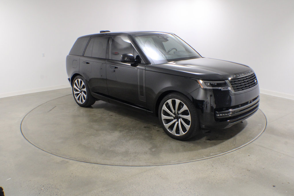 Used 2026 Land Rover Range Rover SE AWD/4WD image 8