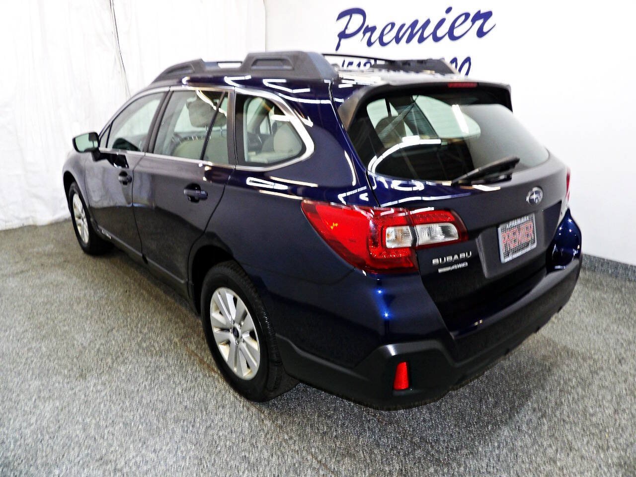 Used 2018 Subaru Outback 2.5i AWD/4WD image 4