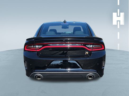 Used 2022 Dodge Charger Scat Pack image 3
