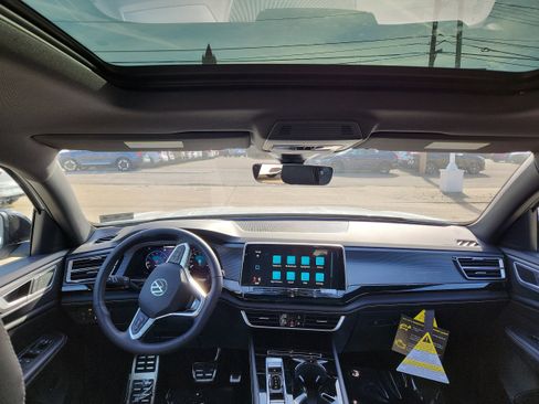 New 2026 Volkswagen Atlas Cross Sport SEL R-Line image 14