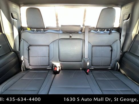 Used 2024 Chevrolet Silverado 1500 High Country w/ High Country Premium Package image 24