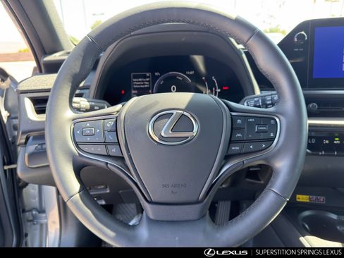 Used 2026 Lexus UX 300h FWD image 15