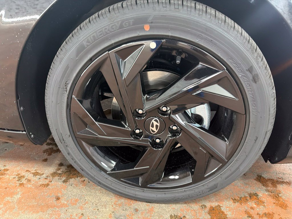 New 2026 Hyundai Elantra SEL Sport FWD image 10