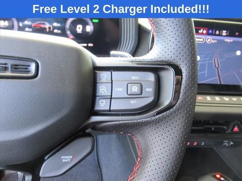 Used 2025 Dodge Charger R/T w/ Quick Order Package 25M R/T image 17