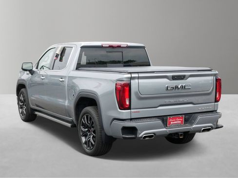 Used 2025 GMC Sierra 1500 Denali Ultimate AWD/4WD image 5