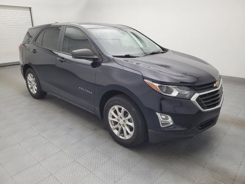 Used 2020 Chevrolet Equinox LS w/ LS Convenience Package AWD/4WD image 11