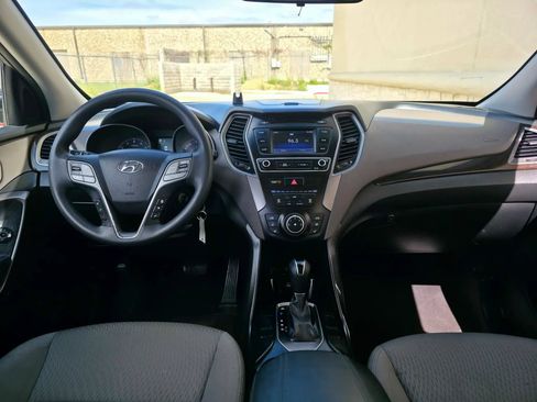 Used 2018 Hyundai Santa Fe Sport FWD image 13