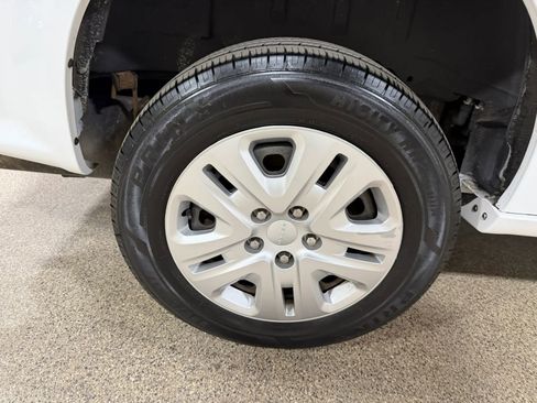 Used 2019 Dodge Grand Caravan SE FWD image 68