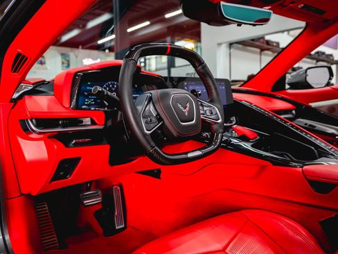 Used 2024 Chevrolet Corvette Z06 w/ Z07 Performance Package RWD image 43