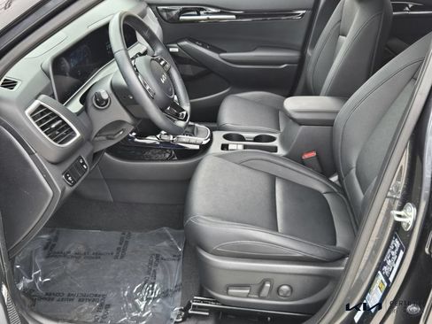 Certified 2025 Kia Seltos SX AWD/4WD image 10