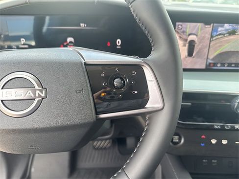 Used 2025 Nissan Murano Platinum w/ Cargo Package image 18