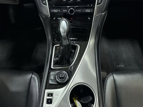 Used 2017 INFINITI Q50 3.0t Premium w/ 3.0T Premium Plus Package image 32