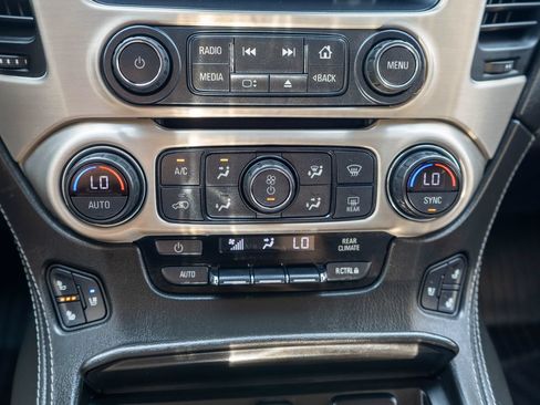 Used 2020 GMC Yukon Denali w/ Denali Ultimate Package AWD/4WD image 30