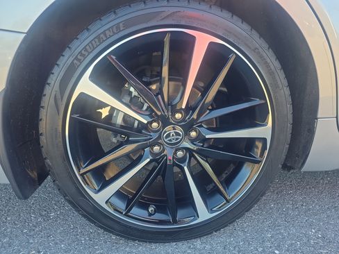 Used 2019 Toyota Camry XSE FWD image 9