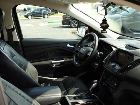 Used 2018 Ford Escape SEL AWD/4WD image 42