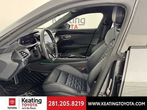 Used 2023 Audi RS e-tron GT w/ Carbon Performance Package image 13