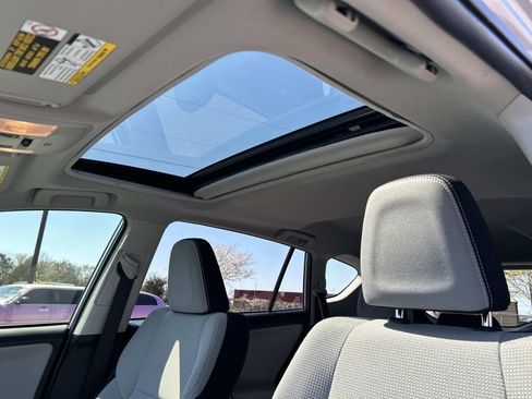 Used 2018 Toyota RAV4 XLE image 23