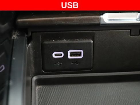 Used 2024 GMC Yukon Denali AWD/4WD image 28