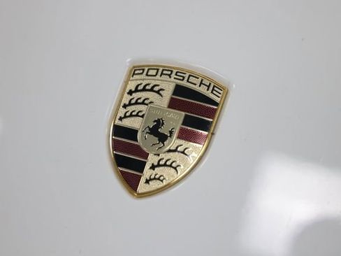 Used 2016 Porsche Cayenne AWD/4WD image 4