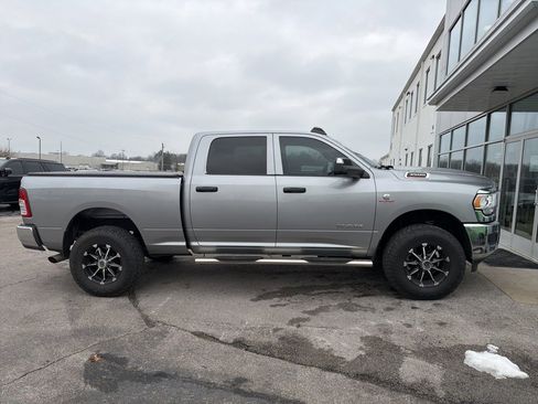 Used 2020 RAM 3500 Tradesman w/ Chrome Appearance Group image 4