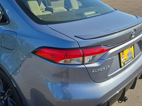Used 2023 Toyota Corolla SE w/ SE Package FWD image 35