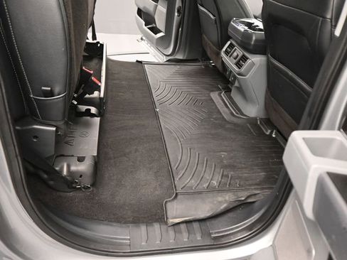 Used 2022 Ford F150 Lariat RWD image 16