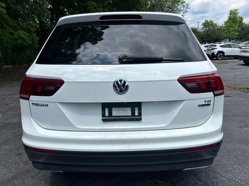Used 2018 Volkswagen Tiguan S w/ 3rd Row Seat Package AWD/4WD image 5