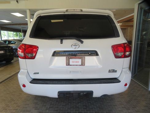 Used 2012 Toyota Sequoia Platinum AWD/4WD image 69