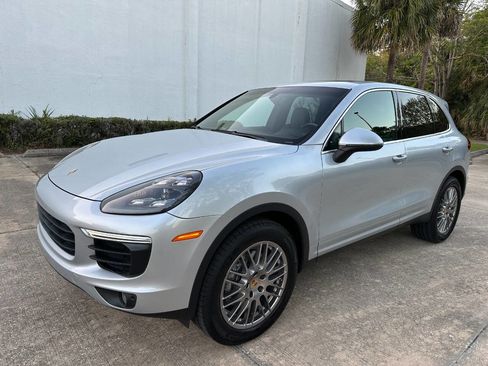 Used 2016 Porsche Cayenne image 7