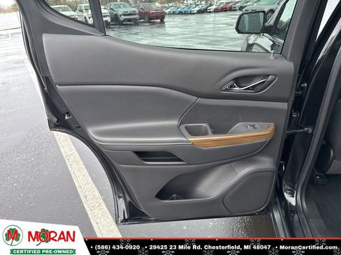 Used 2020 GMC Acadia SLE w/ Driver Convenience Package image 23