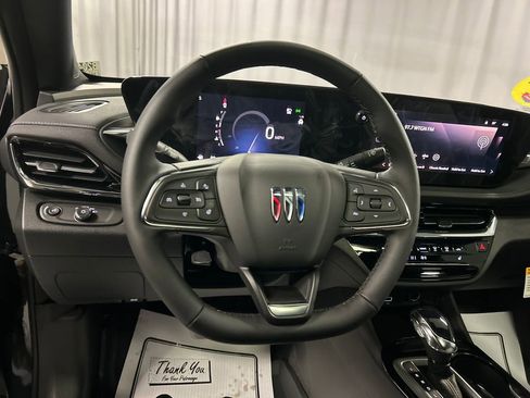 New 2026 Buick Envista Avenir FWD image 13