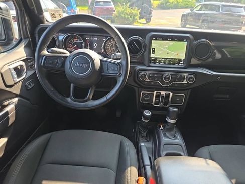 Used 2021 Jeep Wrangler Unlimited Sport AWD/4WD image 10
