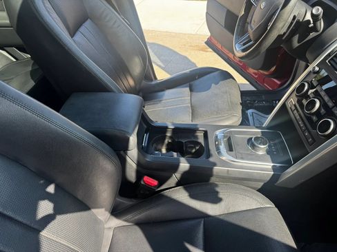 Used 2018 Land Rover Discovery Sport HSE AWD/4WD image 24