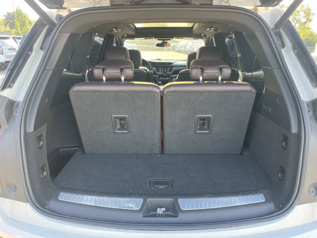 Used 2021 Cadillac XT6 Premium Luxury FWD image 24