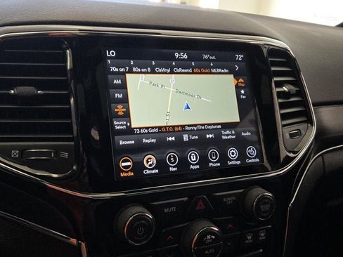 Used 2020 Jeep Grand Cherokee Limited AWD/4WD image 27