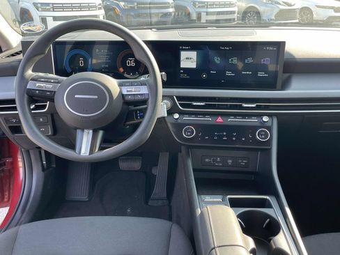 Certified 2024 Hyundai Sonata SEL AWD/4WD image 4