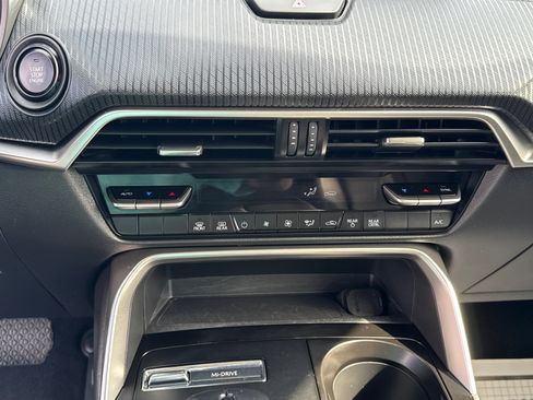 Used 2024 MAZDA CX-90 3.3 Turbo w/ Select Package image 13