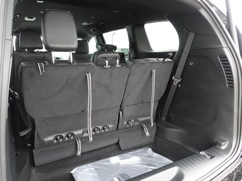 New 2026 Chrysler Pacifica Select image 25