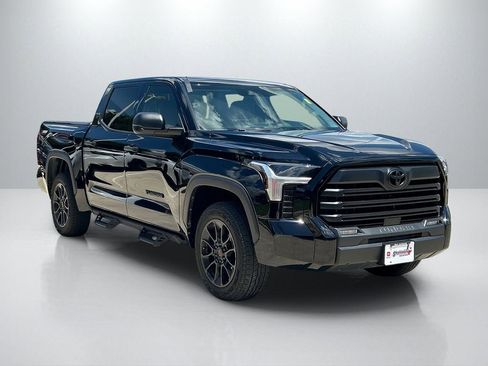 Used 2023 Toyota Tundra SR5 RWD image 3