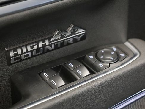 New 2026 Chevrolet Silverado 1500 High Country w/ High Country Premium Package AWD/4WD image 14