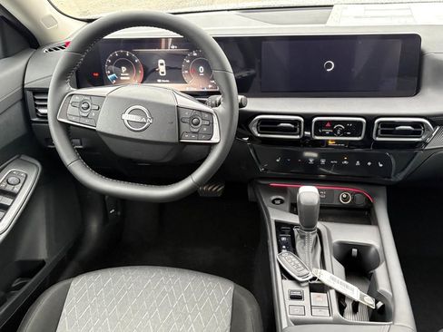 New 2026 Nissan Sentra SV image 10