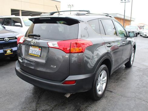 Used 2014 Toyota RAV4 XLE image 7