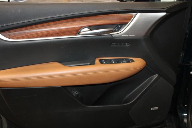 Certified 2025 Cadillac XT5 Premium Luxury AWD/4WD image 14
