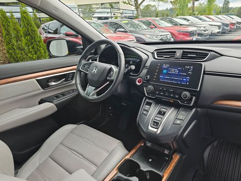 Used 2022 Honda CR-V Touring image 10