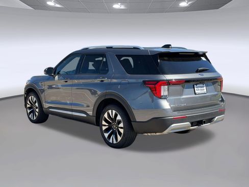Used 2025 Ford Explorer Platinum w/ LUX Leather Package AWD/4WD image 3