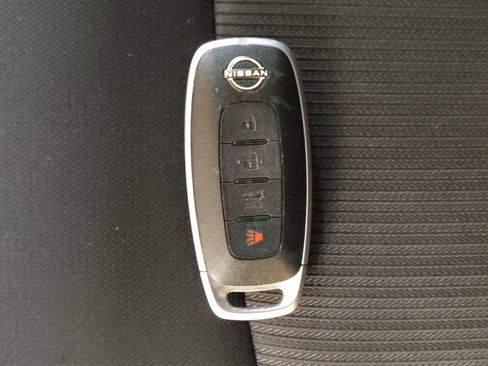 Used 2024 Nissan Sentra SV image 32